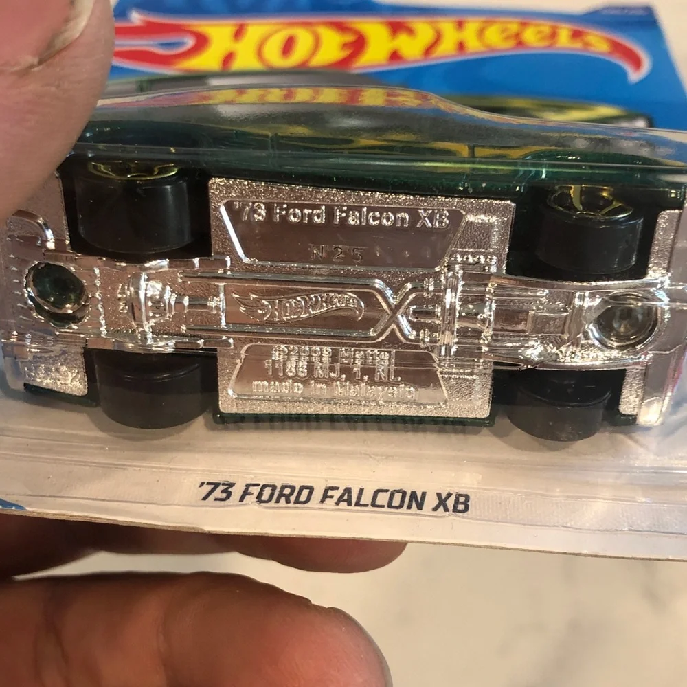 Mattel Hot Wheels '73 Ford Falcon XB - Green and Black